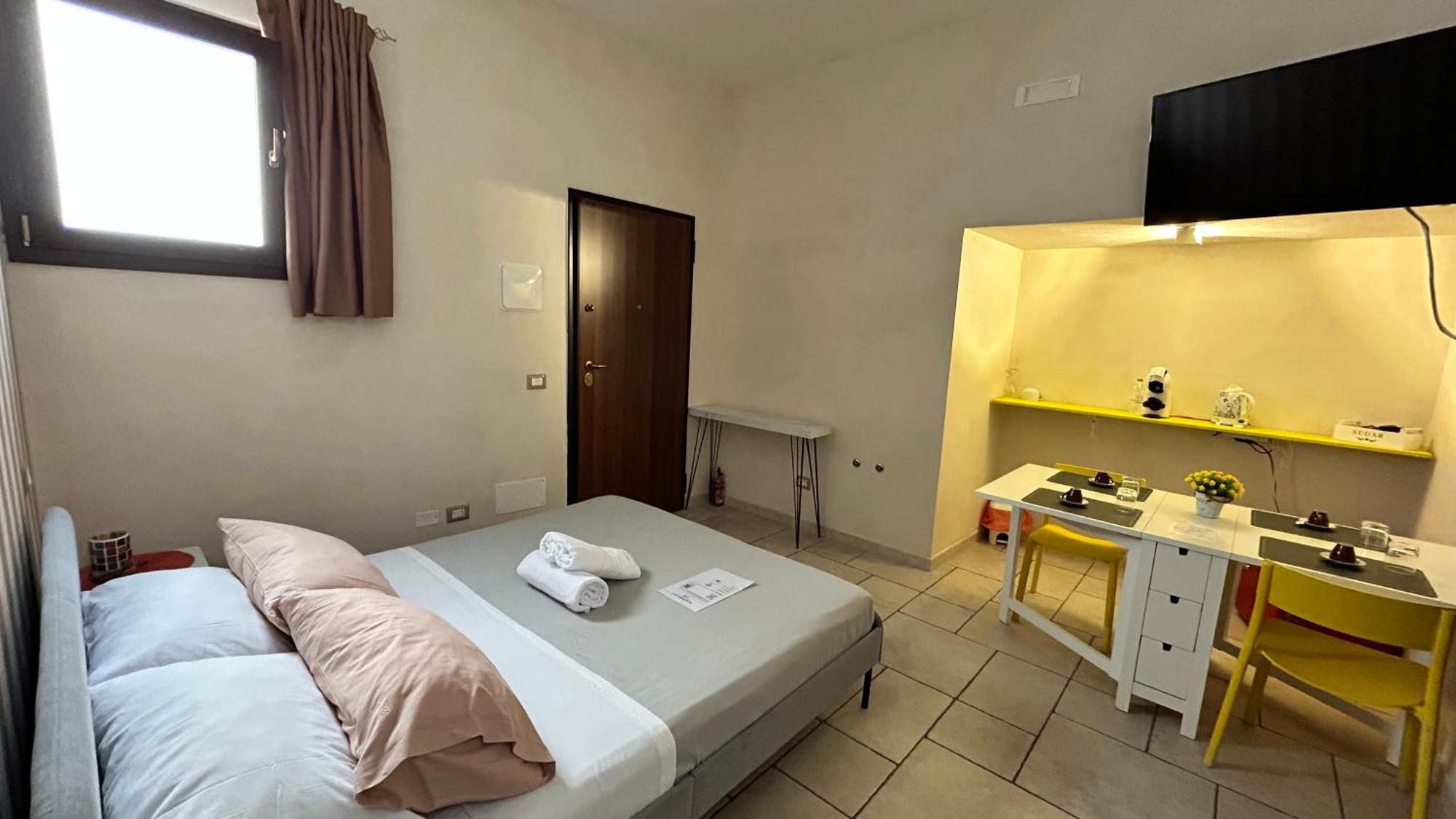 Standard Room Пулзано Екстериор снимка